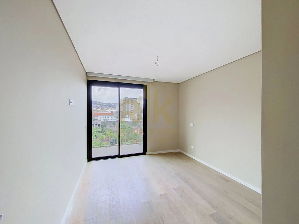 Apartamento T3 para Venda em São Martinho Foto 16