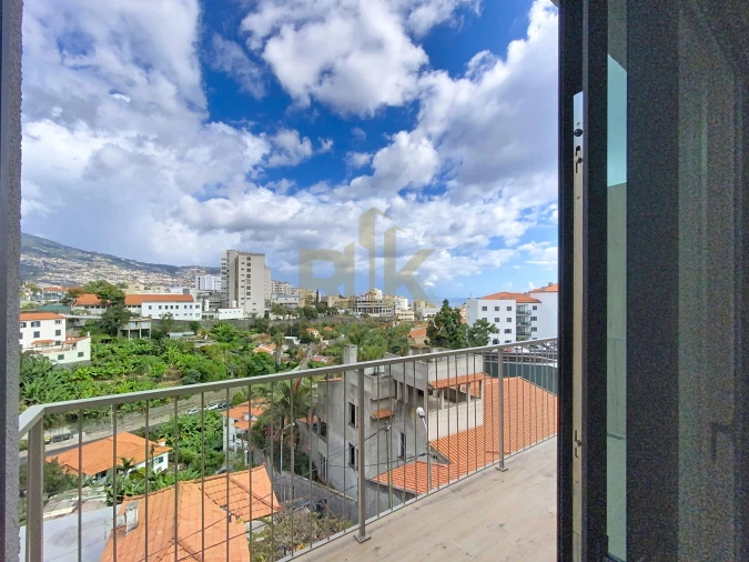 Apartamento T3 para Venda em São Martinho Foto 25