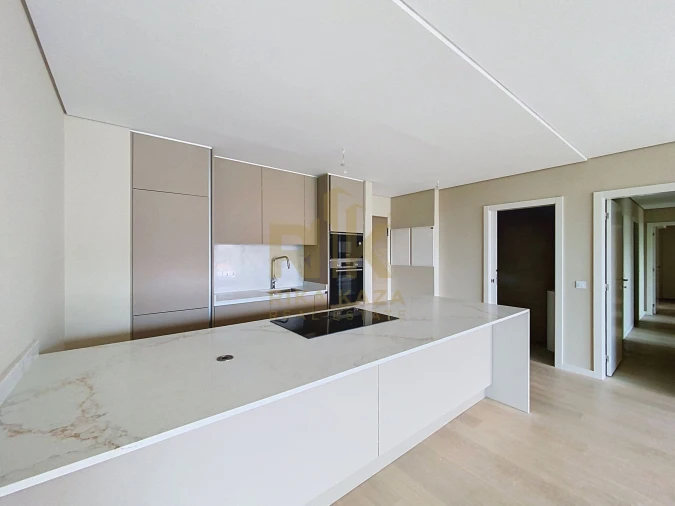 Apartamento T3 para Venda em São Martinho Foto 9