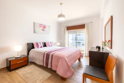 Apartamento T2 para Venda em Lagos (São Sebastião e Santa Maria)