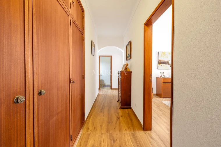 Apartamento T2 para Venda em Lagos (São Sebastião e Santa Maria) Foto 12