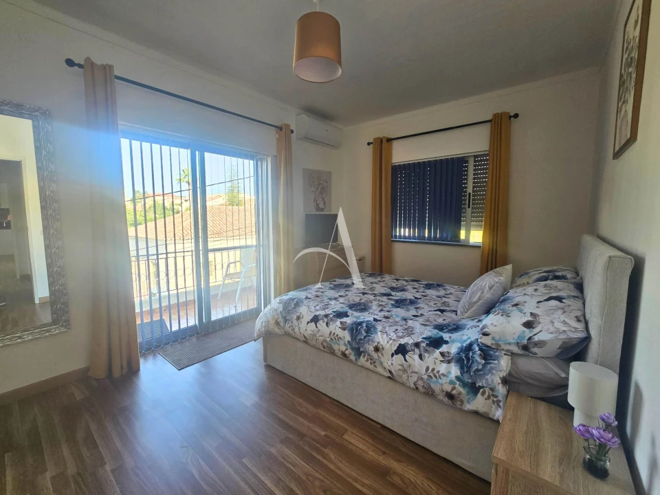 Apartamento T3 para Venda em São Brás de Alportel Foto 4