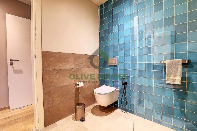 Apartamento T3 para Venda em Quarteira Foto 18