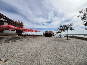 Apartamento T2 para Venda em Póvoa de Santa Iria e Forte da Casa