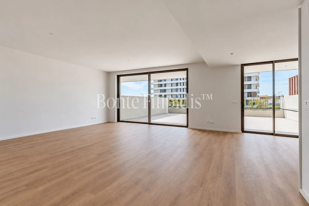 Apartamento T2 para Venda em Póvoa de Santa Iria e Forte da Casa Foto 6
