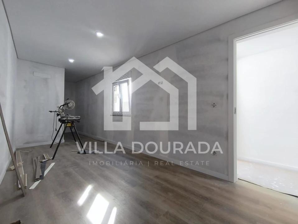 Moradia T3 para Venda em Santa Marinha e São Pedro da Afurada Foto 16
