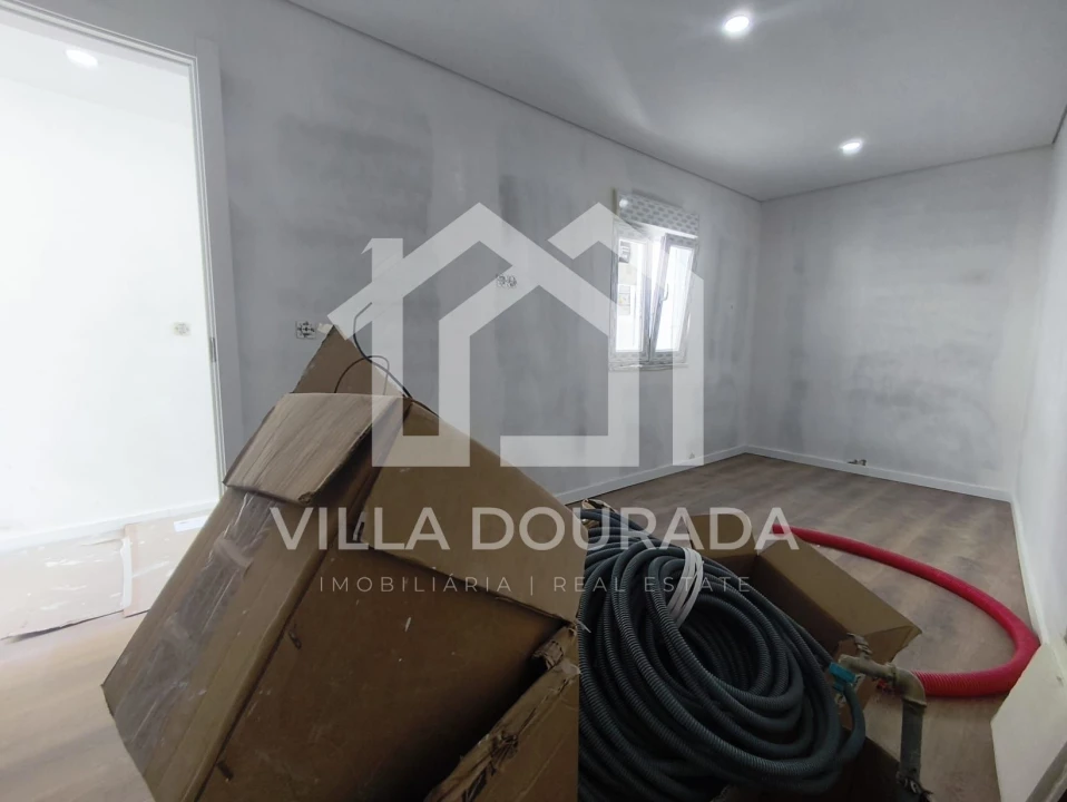 Moradia T3 para Venda em Santa Marinha e São Pedro da Afurada Foto 14