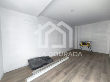Moradia T3 para Venda em Santa Marinha e São Pedro da Afurada