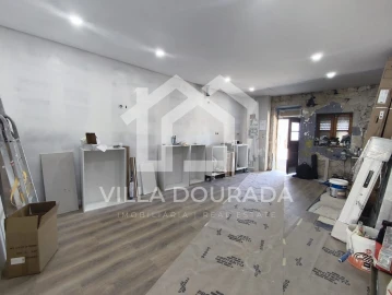 Moradia T3 para Venda em Santa Marinha e São Pedro da Afurada
