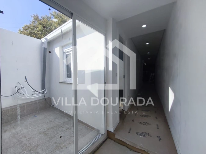 Moradia T3 para Venda em Santa Marinha e São Pedro da Afurada Foto 4