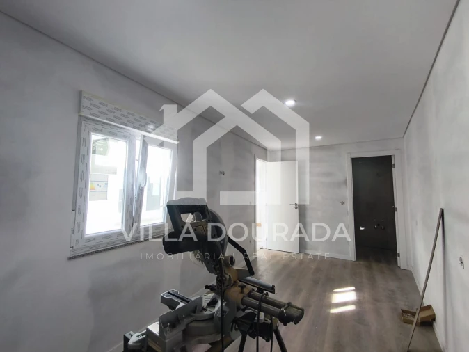 Moradia T3 para Venda em Santa Marinha e São Pedro da Afurada Foto 9