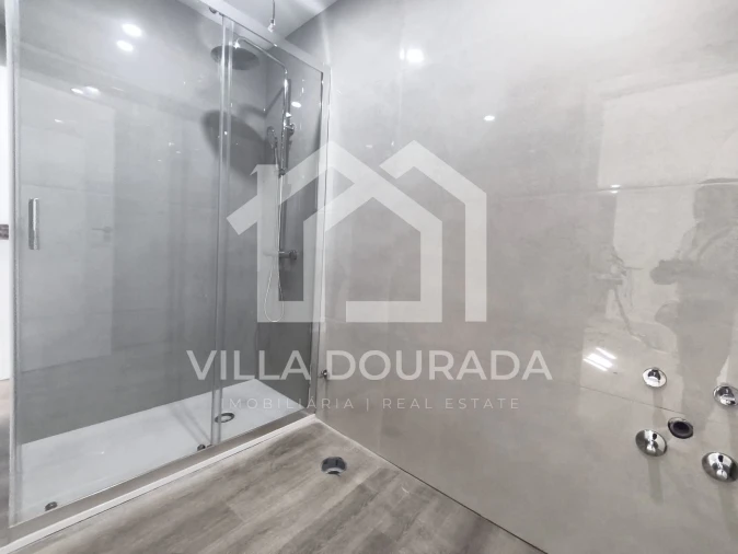 Moradia T3 para Venda em Santa Marinha e São Pedro da Afurada Foto 25