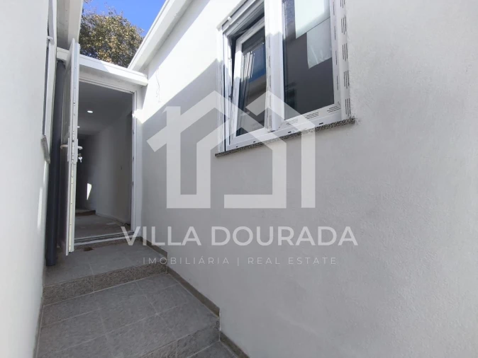 Moradia T3 para Venda em Santa Marinha e São Pedro da Afurada Foto 2