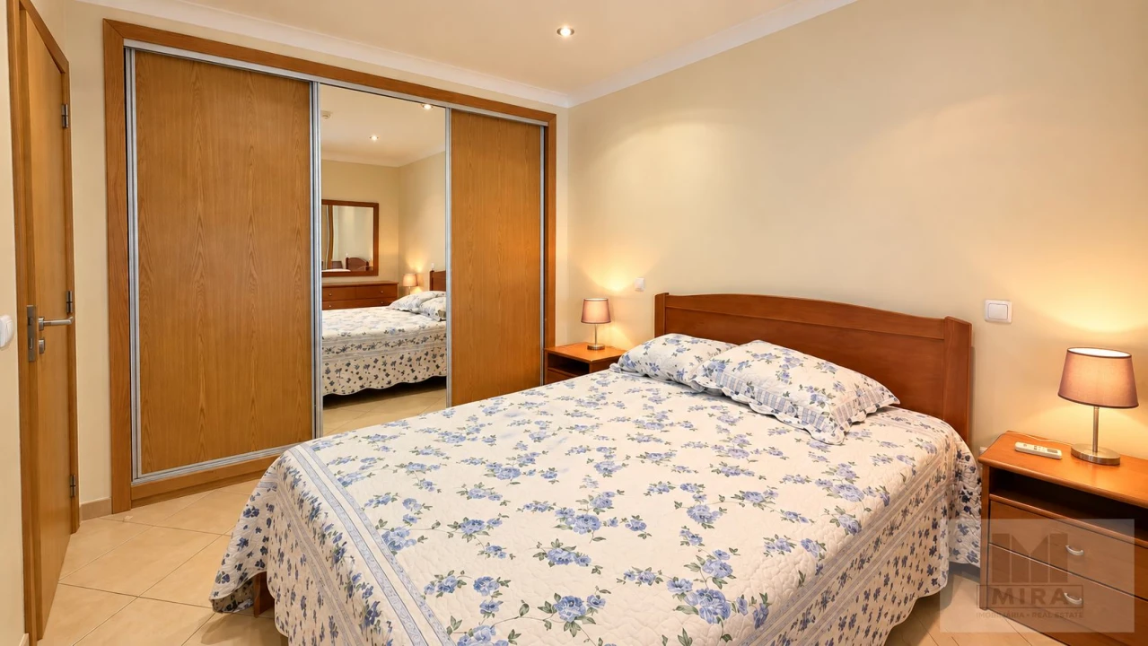 Apartamento T1 para Venda em Portimão Foto 5