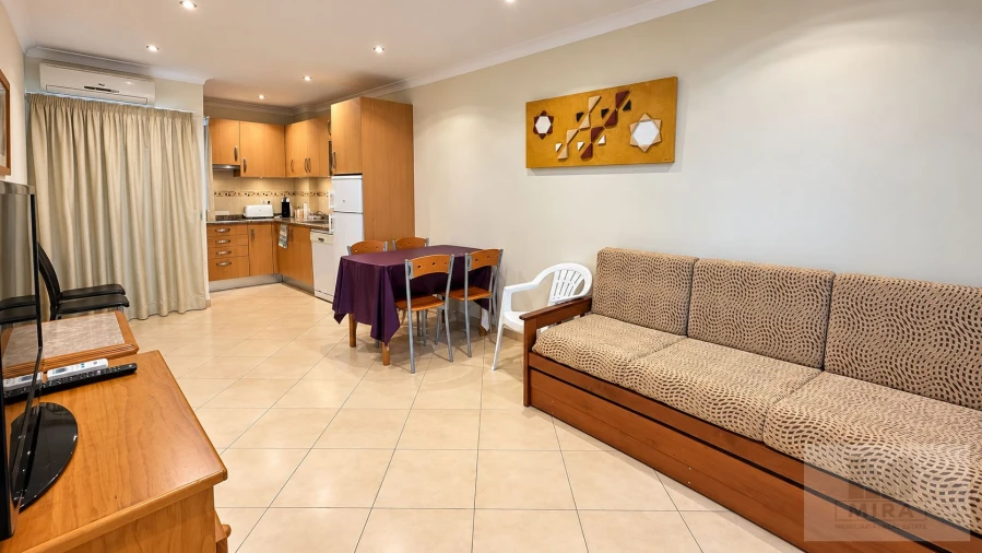 Apartamento T1 para Venda em Portimão Foto 2