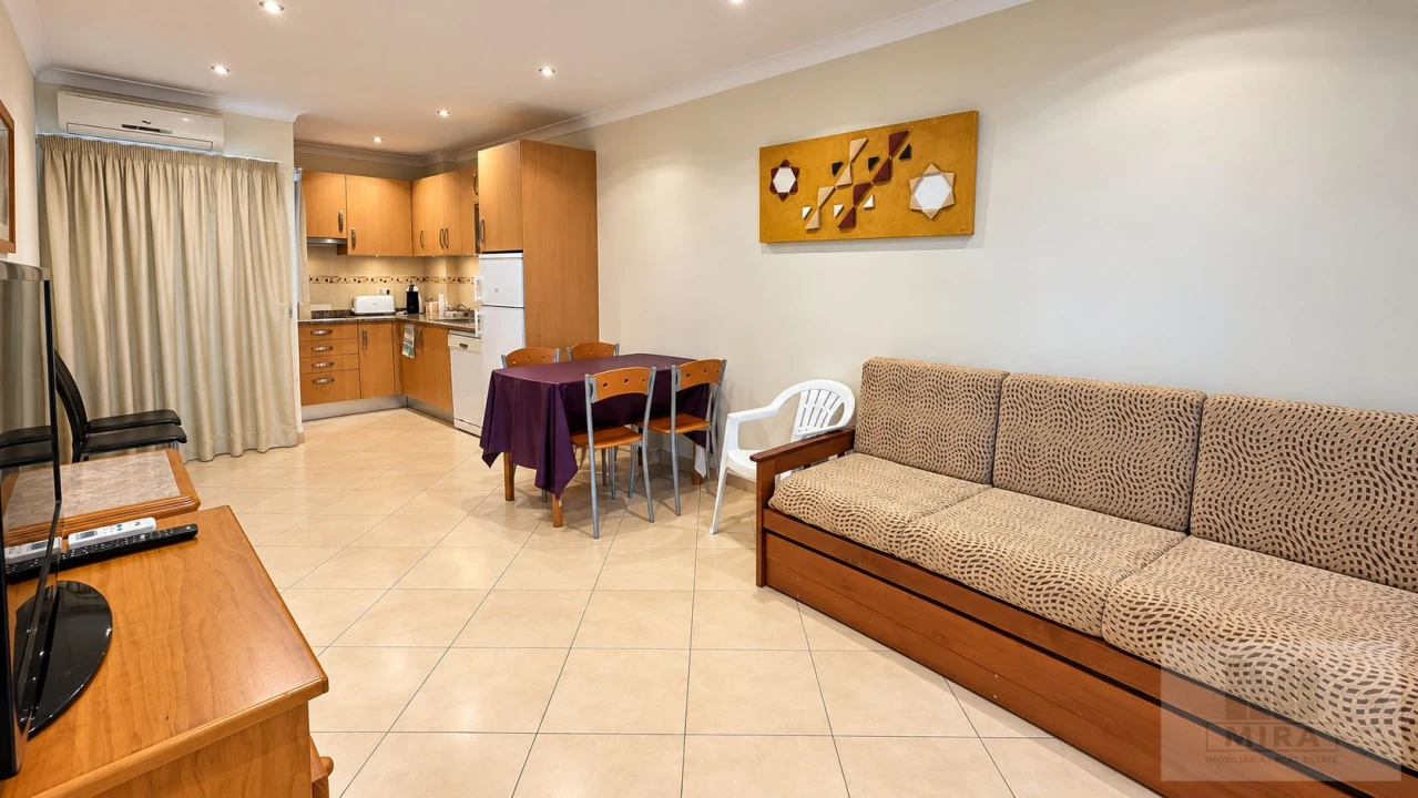 Apartamento T1 para Venda em Portimão Foto 2