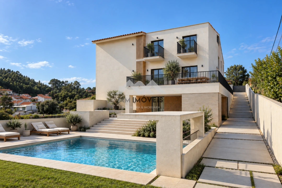 Moradia T4 para Venda em Santa Marinha e São Pedro da Afurada Foto 1