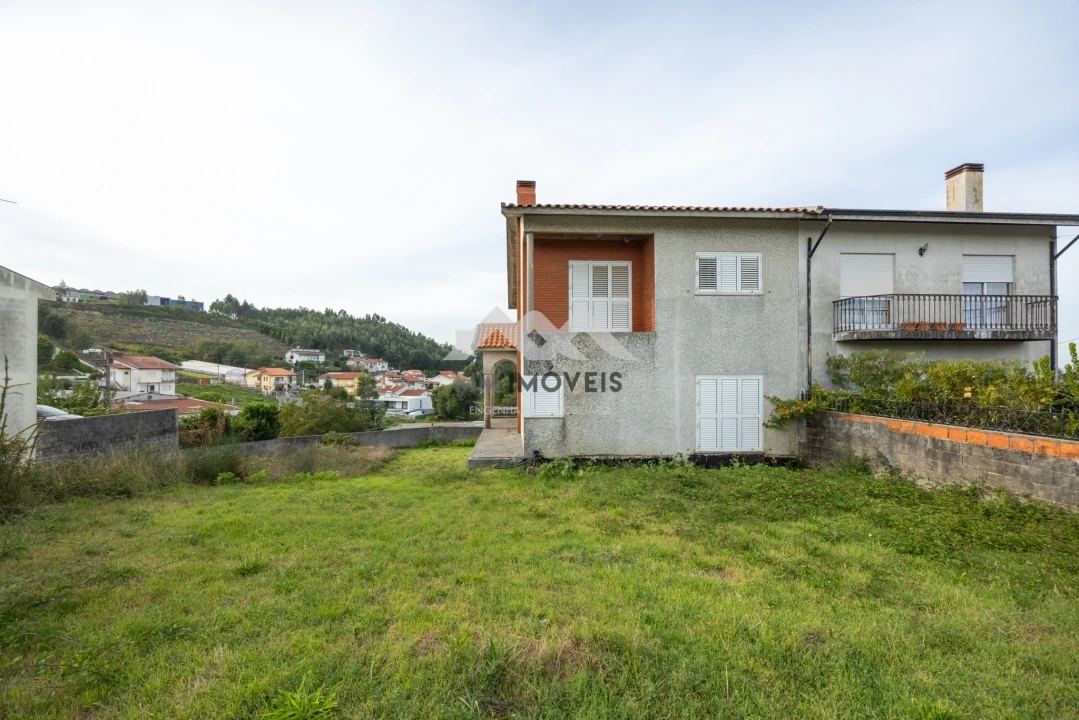 Moradia T4 para Venda em Santa Marinha e São Pedro da Afurada Foto 10
