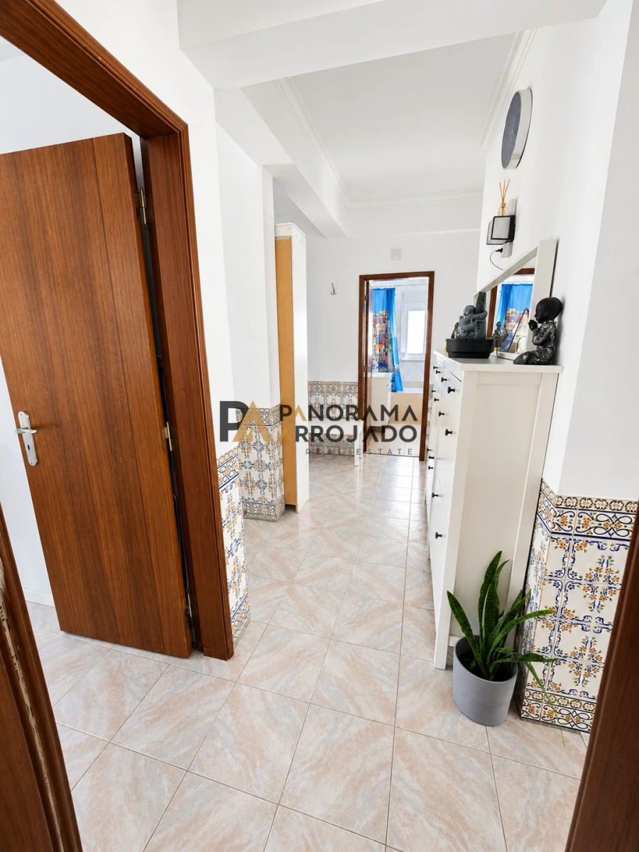 Apartamento T3 para Venda em Quinta do Conde Foto 23