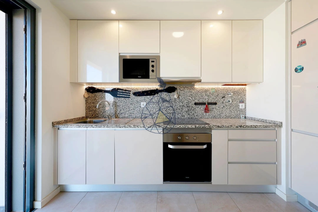 Apartamento T4 para Venda em Portimão Foto 12