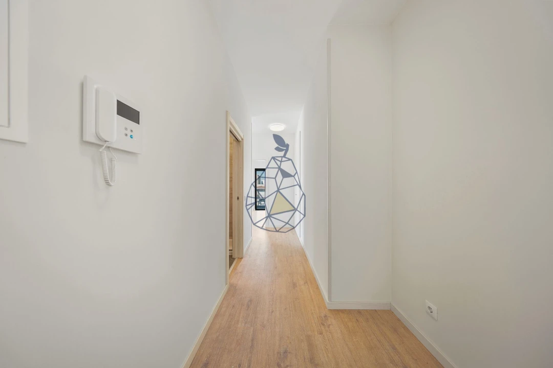 Apartamento T4 para Venda em Portimão Foto 5