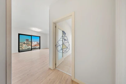 Apartamento T4 para Venda em Portimão