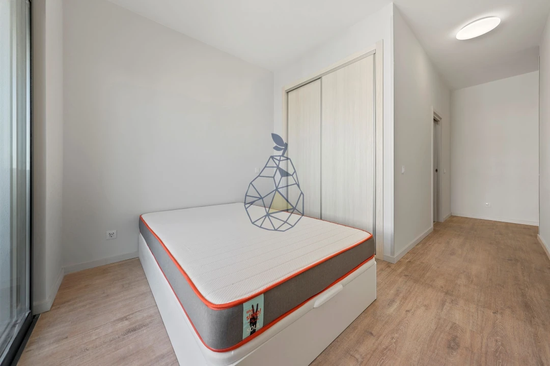 Apartamento T4 para Venda em Portimão Foto 36