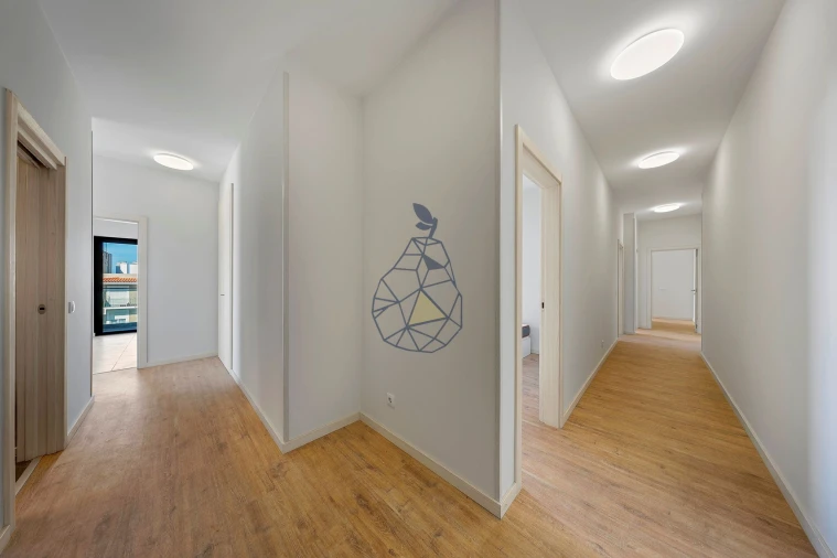 Apartamento T4 para Venda em Portimão Foto 4
