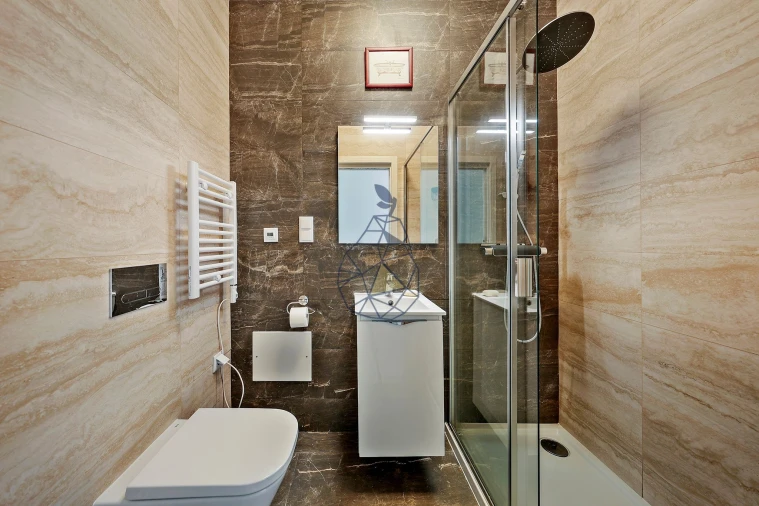 Apartamento T4 para Venda em Portimão Foto 6