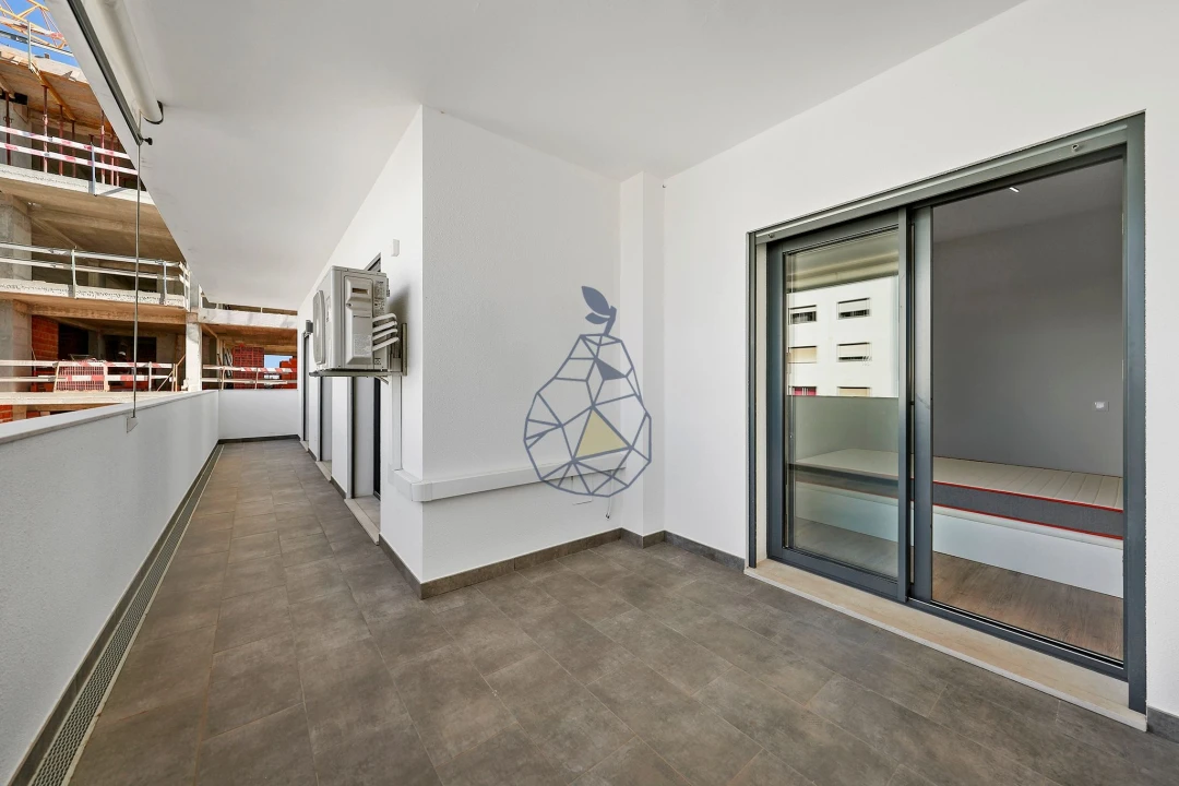 Apartamento T4 para Venda em Portimão Foto 21