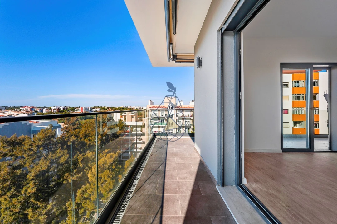 Apartamento T4 para Venda em Portimão Foto 14