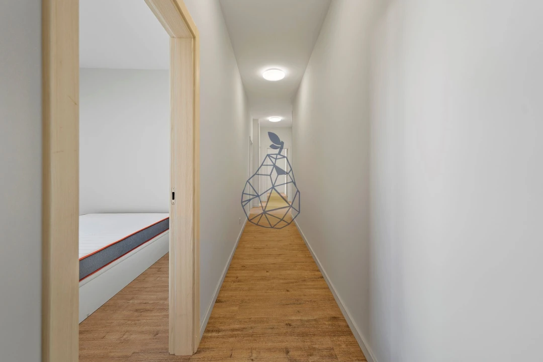 Apartamento T4 para Venda em Portimão Foto 18