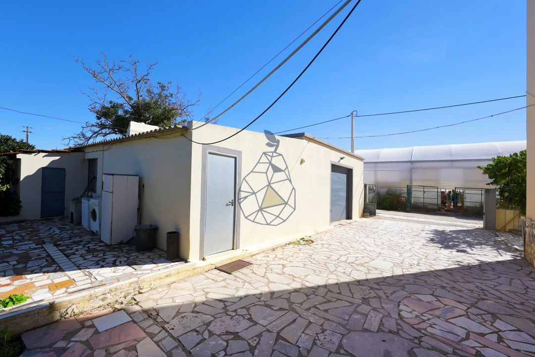 Quinta T6 para Venda em Silves Foto 61