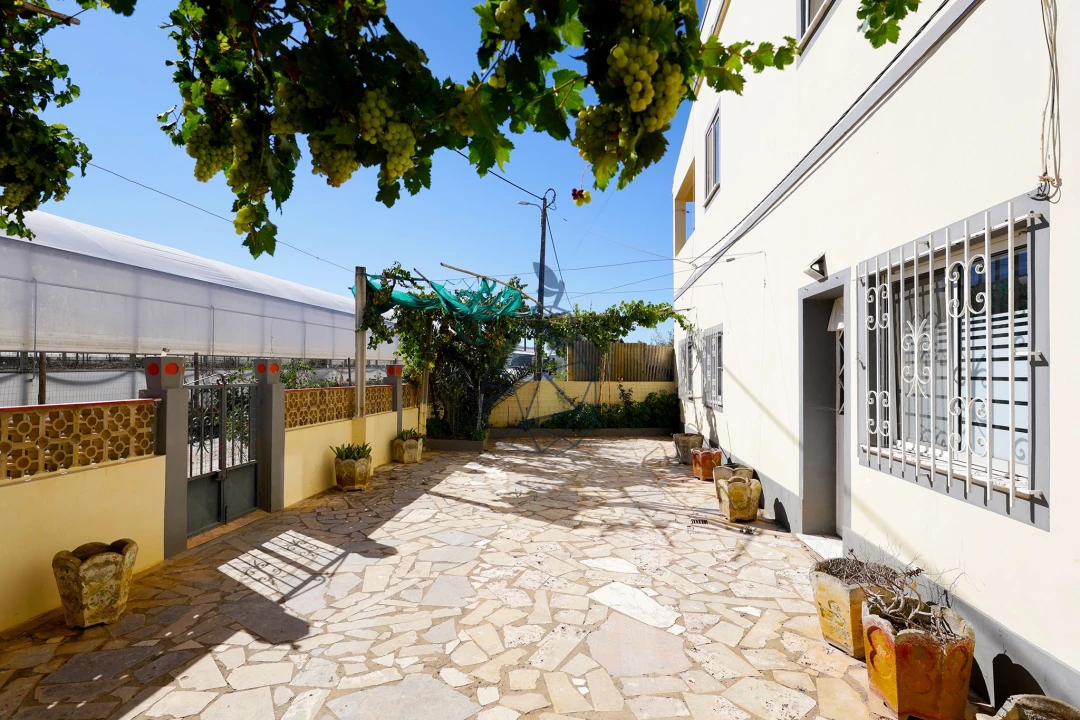 Quinta T6 para Venda em Silves Foto 68