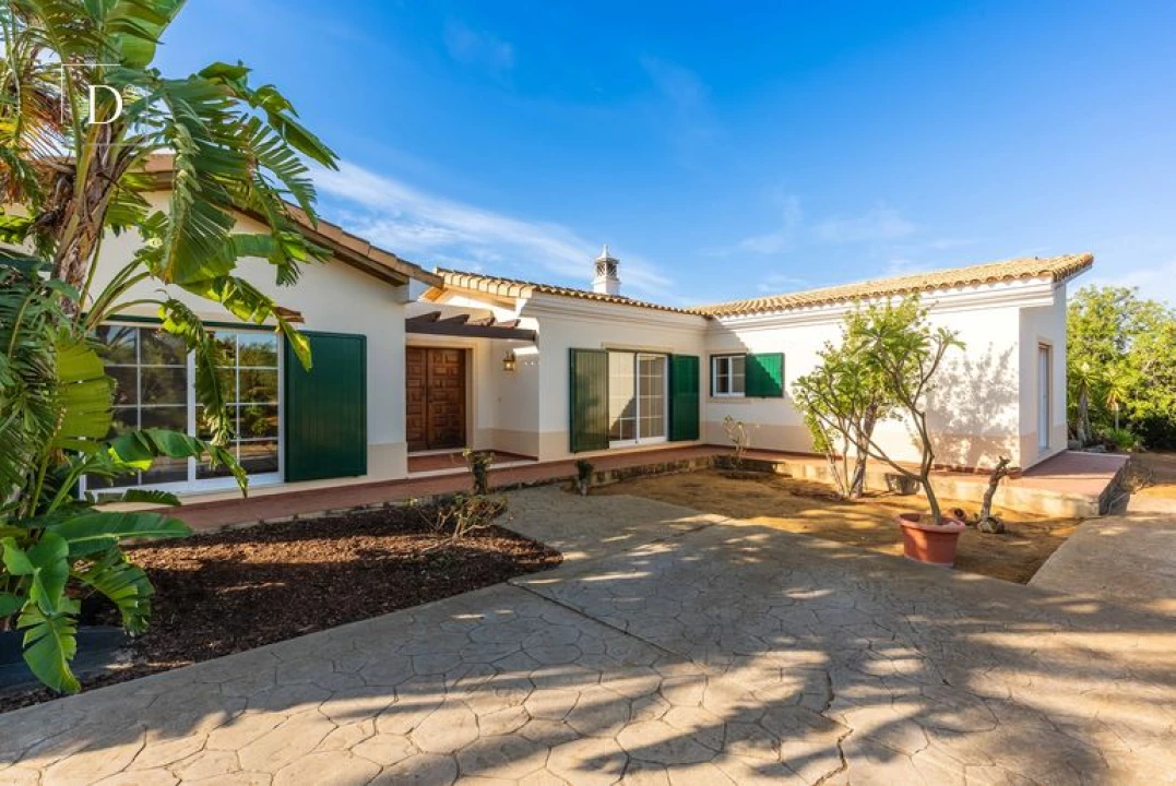 Moradia T3 para Venda em Faro (Sé e São Pedro) Foto 3