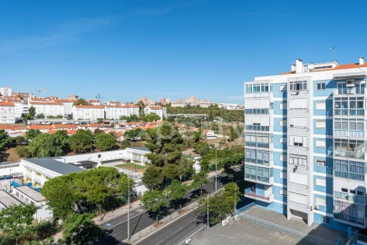 Apartamento T2 para Venda em Marvila