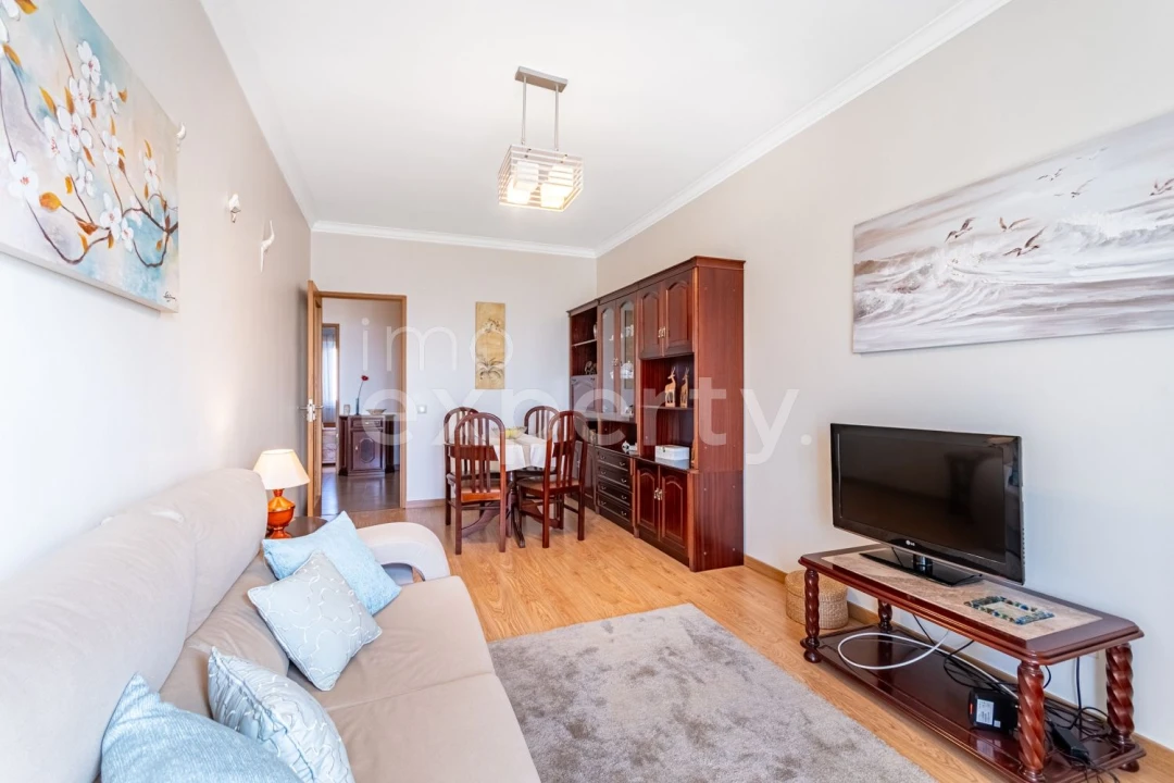 Apartamento T2 para Venda em Marvila Foto 2
