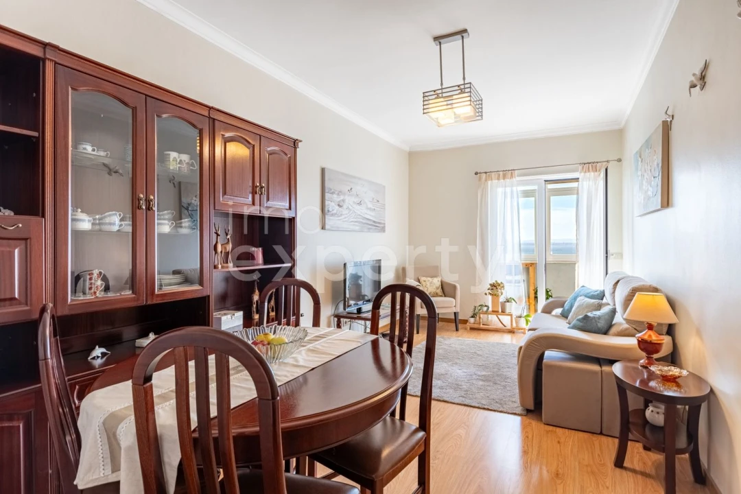 Apartamento T2 para Venda em Marvila Foto 4