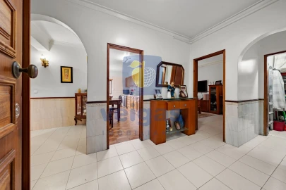 Apartamento T3 para Venda em Baixa da Banheira e Vale da Amoreira