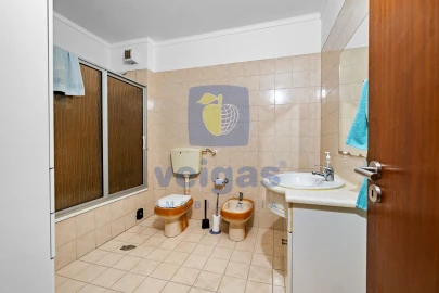 Apartamento T3 para Venda em Baixa da Banheira e Vale da Amoreira
