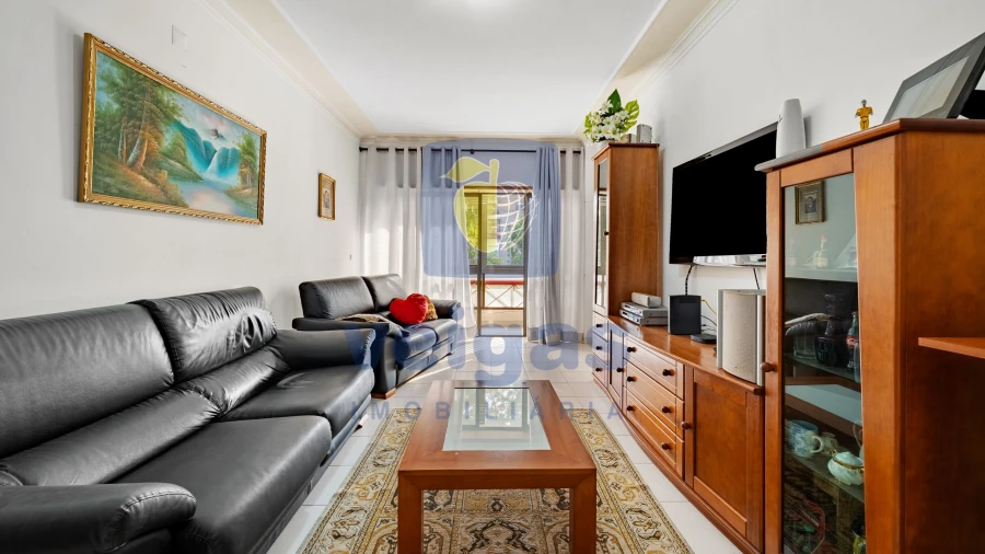 Apartamento T3 para Venda em Baixa da Banheira e Vale da Amoreira