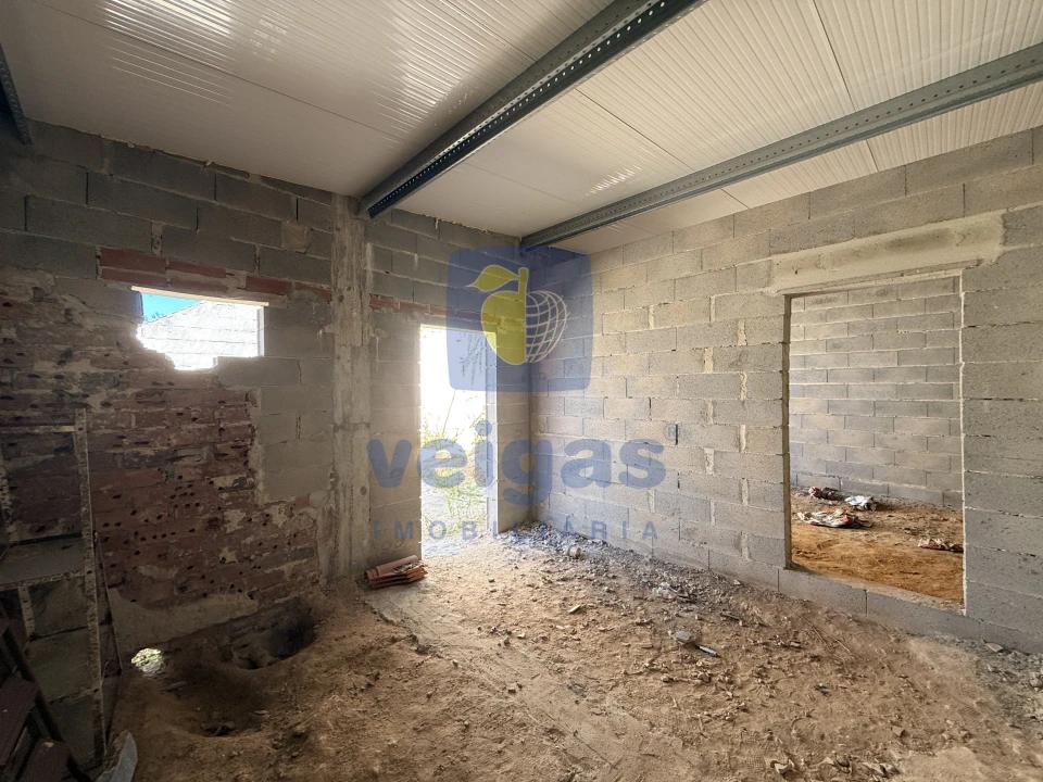 Moradia T2 para Venda em Vermelha Foto 20
