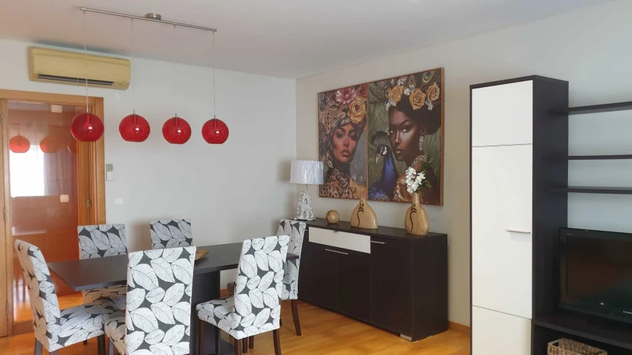 Apartamento T2 para Arrendamento em Ponta Delgada (São Sebastião) Foto 25