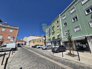 Negócio para Venda em Benfica