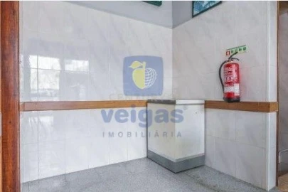 Negócio para Venda em Benfica