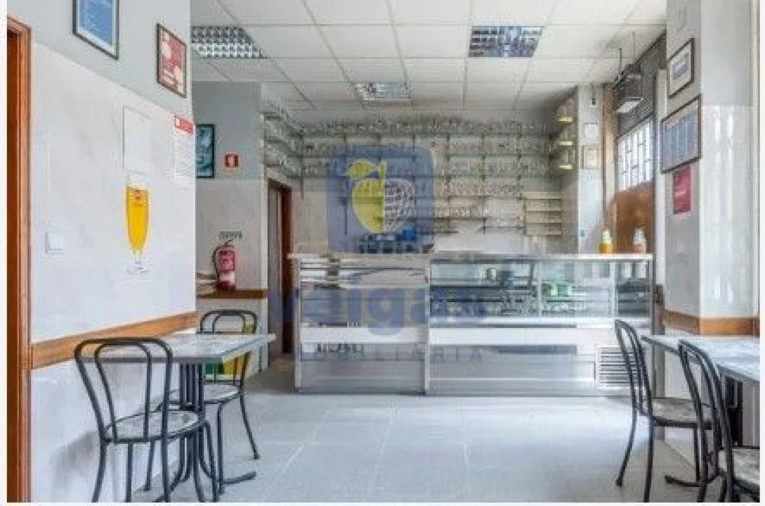 Negócio para Venda em Benfica Foto 2