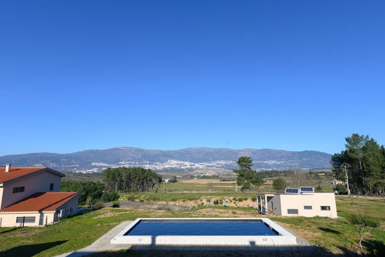 Quinta T5 para Venda em Ferro Foto 54