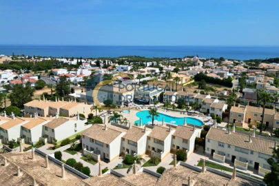 Moradia T2 para Venda em Albufeira e Olhos de Água