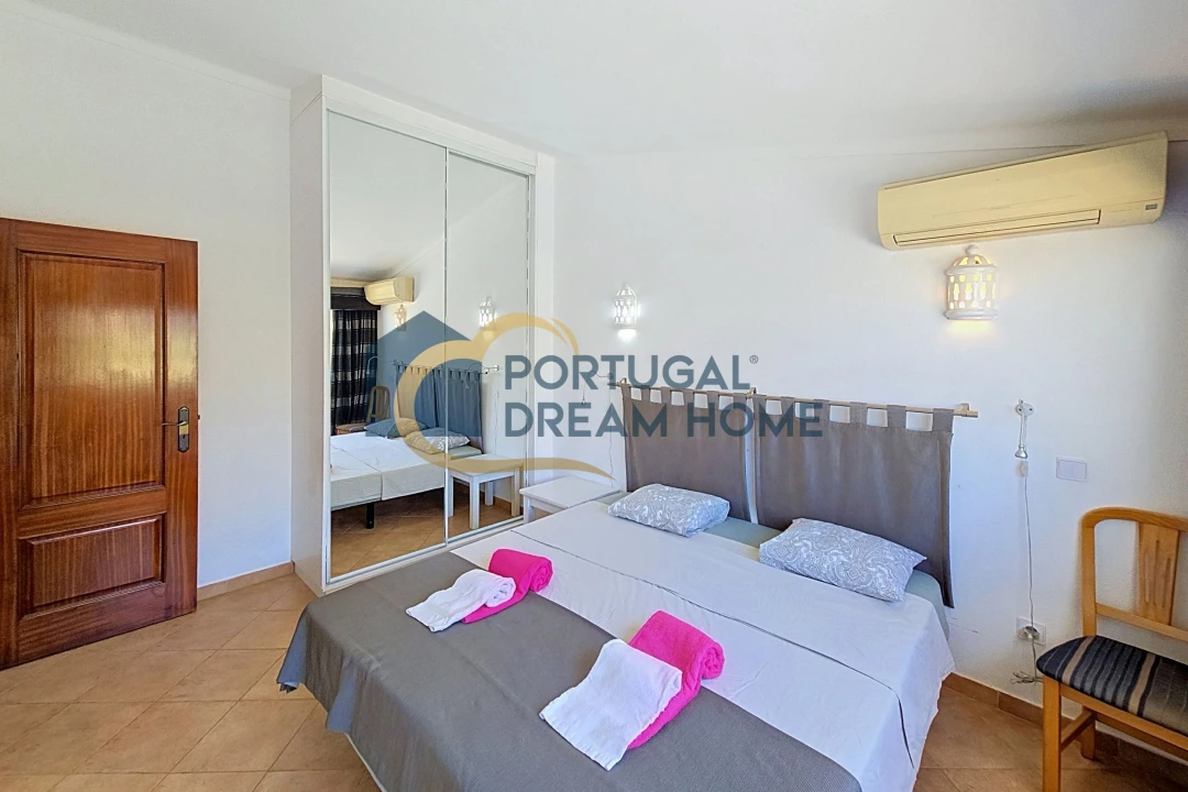 Moradia T2 para Venda em Albufeira e Olhos de Água Foto 13
