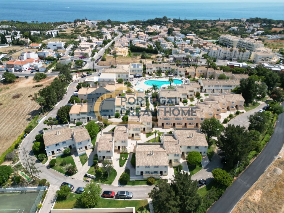 Moradia T2 para Venda em Albufeira e Olhos de Água Foto 20